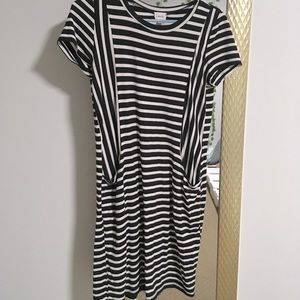 Emberly Brand B&W Striped Dress with Pockets